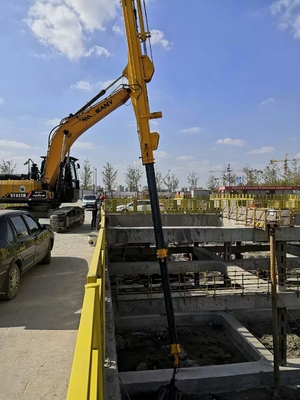 CAT Hitachi Kobelco-এর জন্য তিন সেকশন টেলিস্কোপিক বুম কংক্রিট পাম্প এক্সকাভেটর লং রিচ বুম