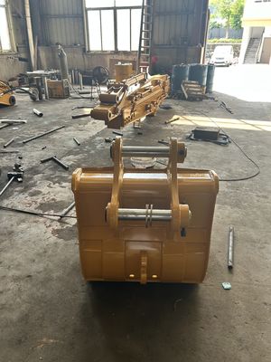 উচ্চ মানের খননকারক 8m স্লাইডিং বুম আর্ম দীর্ঘ পরিসীমা স্লাইডিং আর্ম বিড়ালের জন্য কুবাটো খননকারক